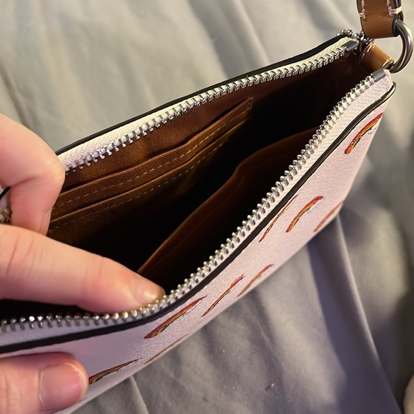 Coach x Pride - Nolita 19 with Rainbows and hearts - Picture 4 of 6